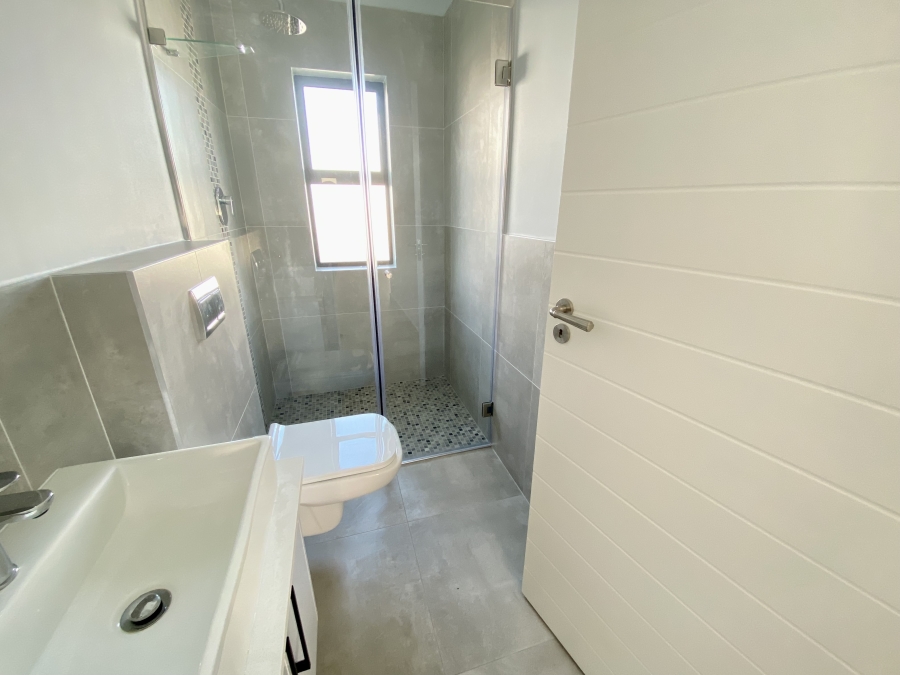 4 Bedroom Property for Sale in Sandown Western Cape